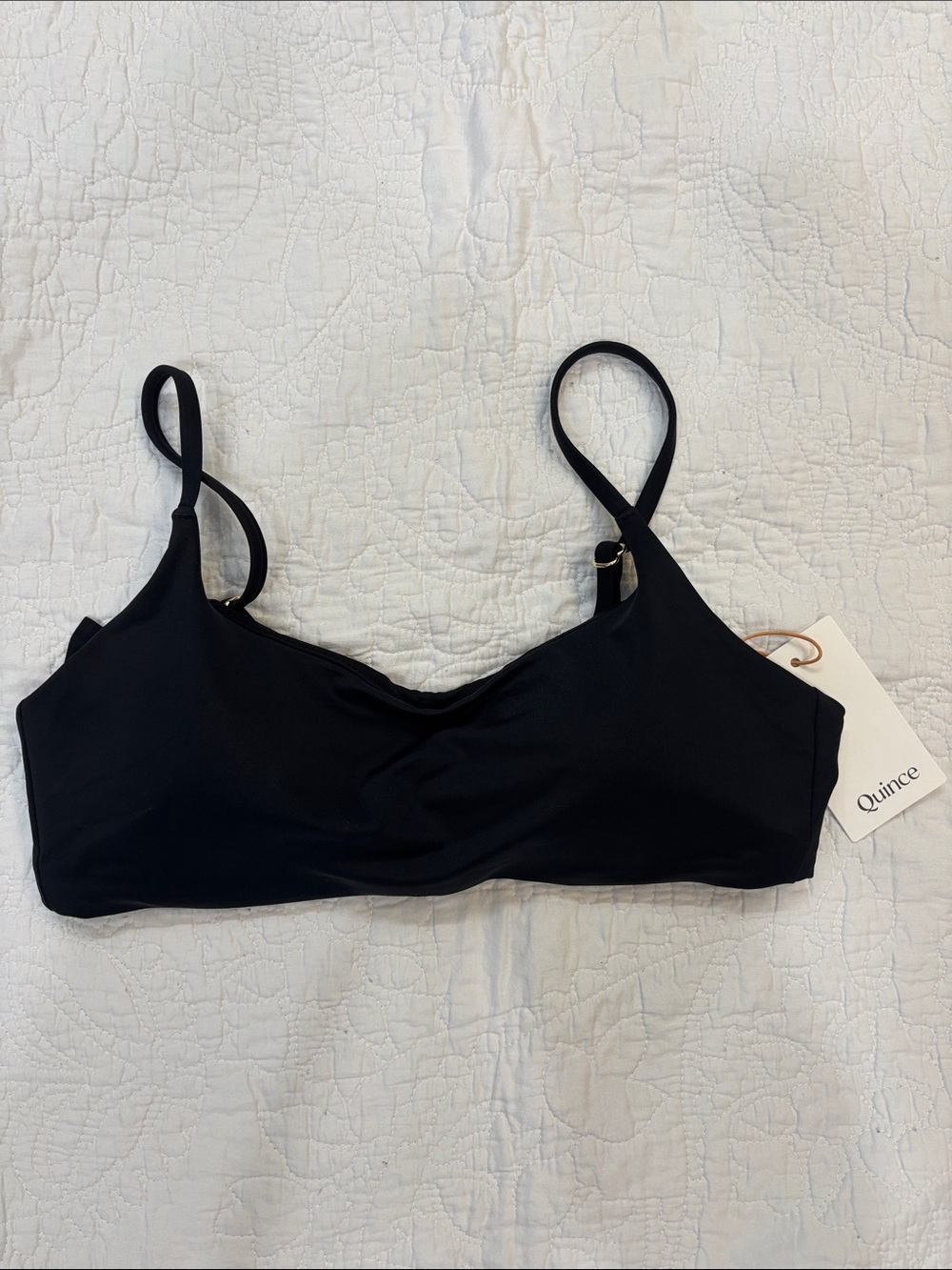 Quince Black Wireless Bikini Bralette Scoop neck Medium Adjustable Straps